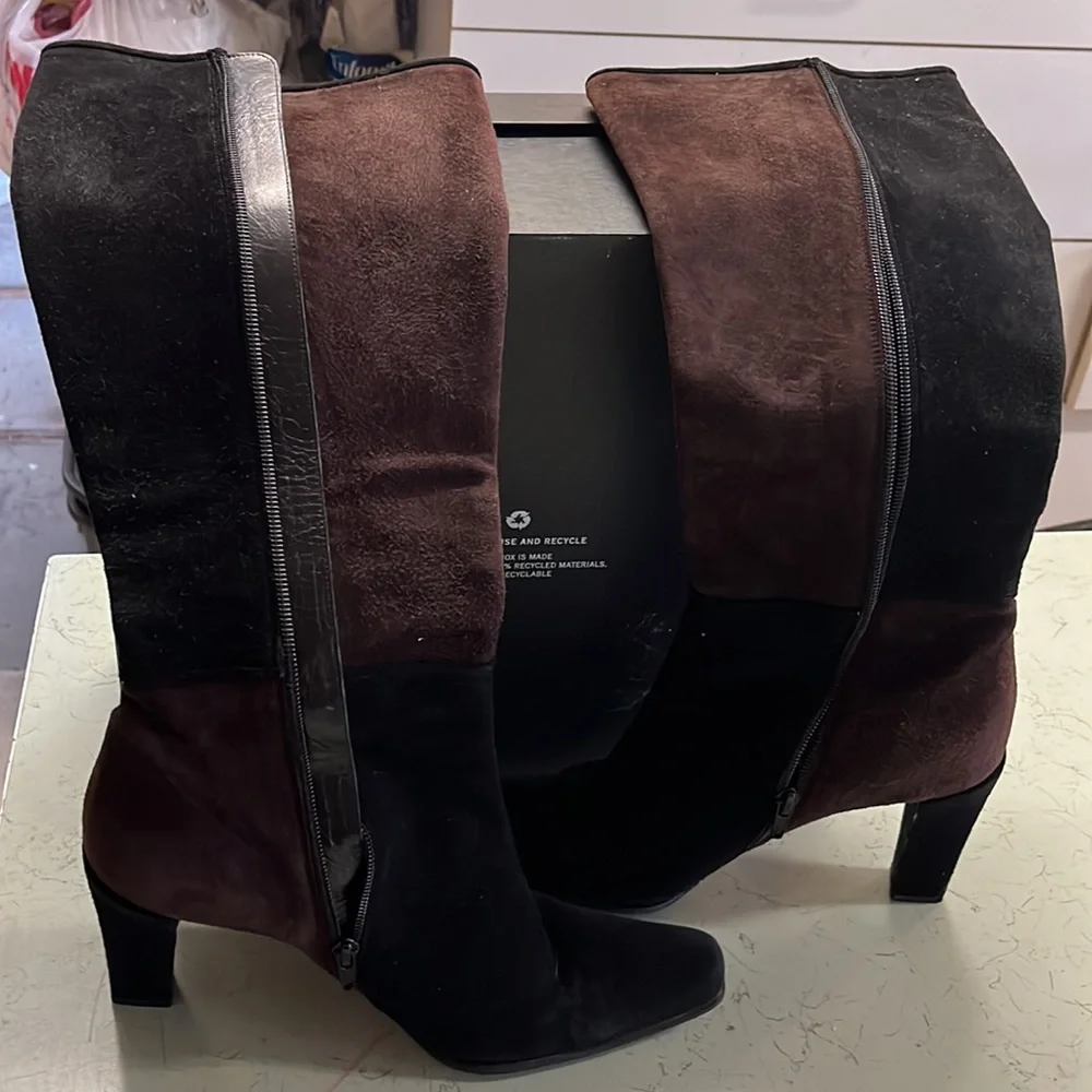 Swede Boots in black & brown gently worn - Picture 4 of 8